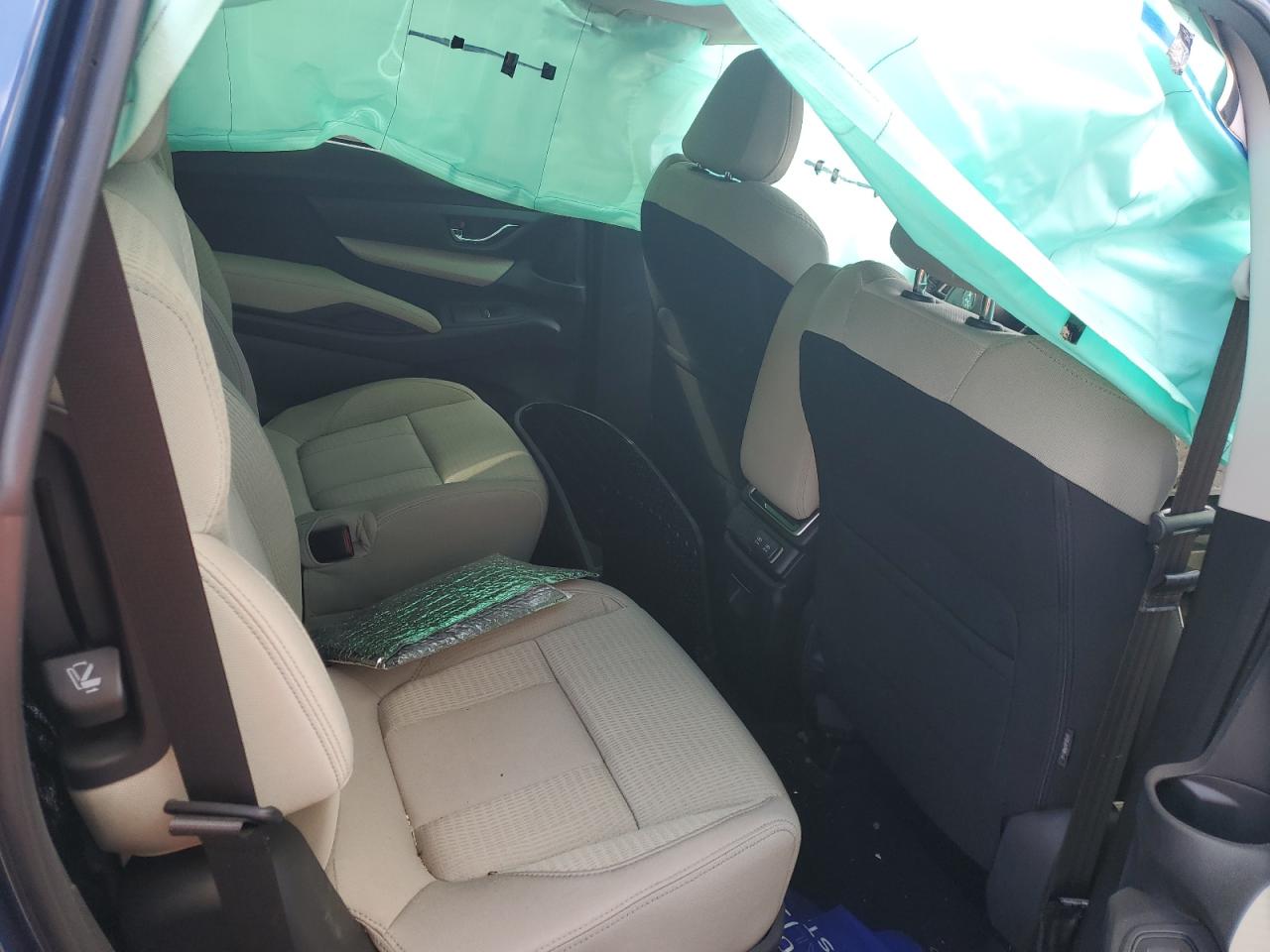 SUBARU ASCENT PREMIUM