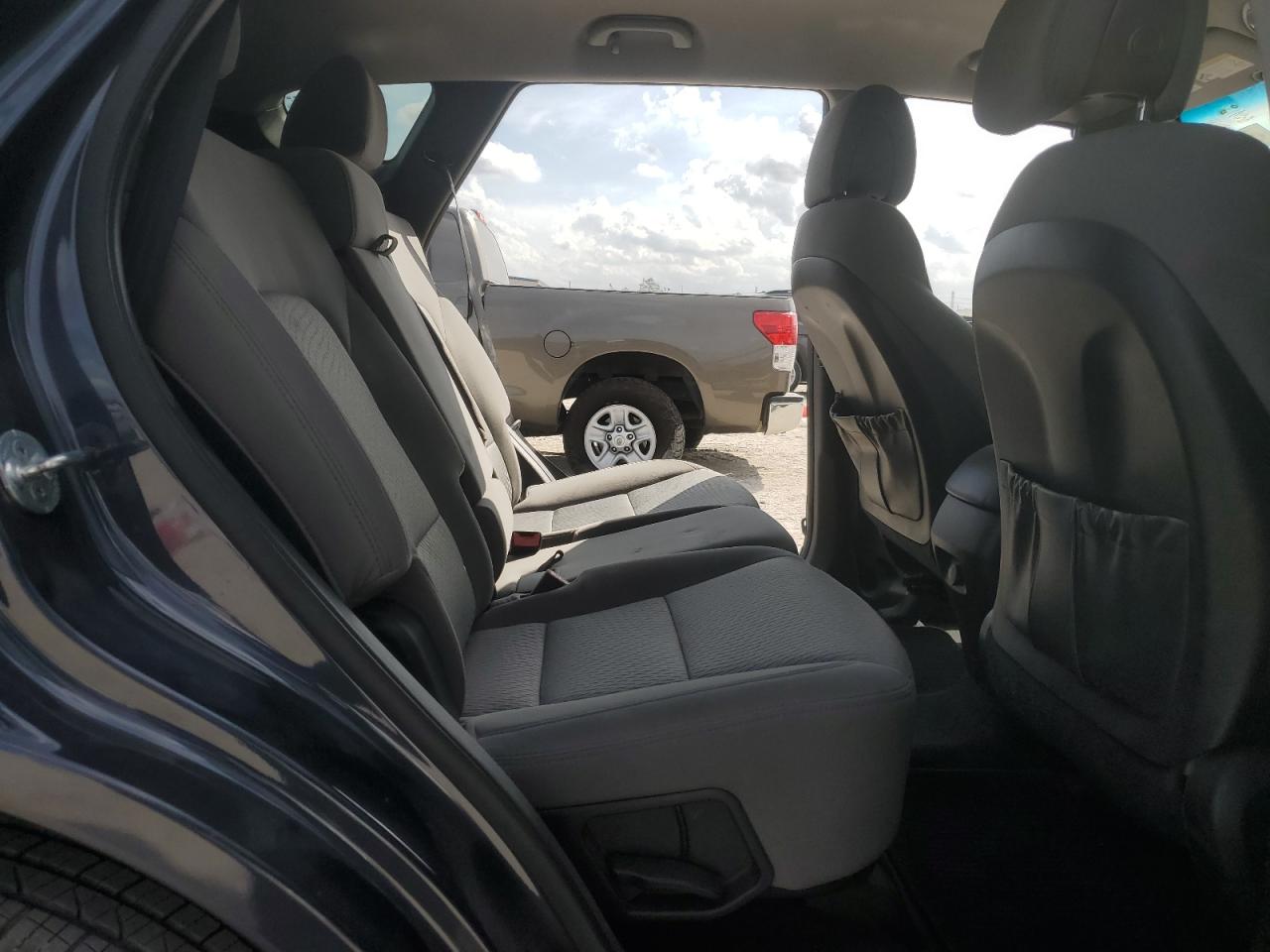 Lot #3305608758 2014 HYUNDAI SANTA FE S