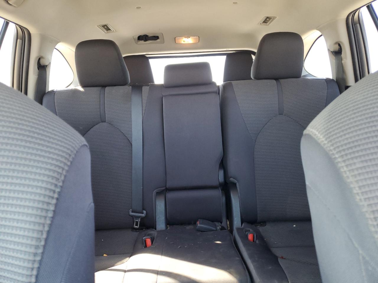 TOYOTA HIGHLANDER HYBRID LE