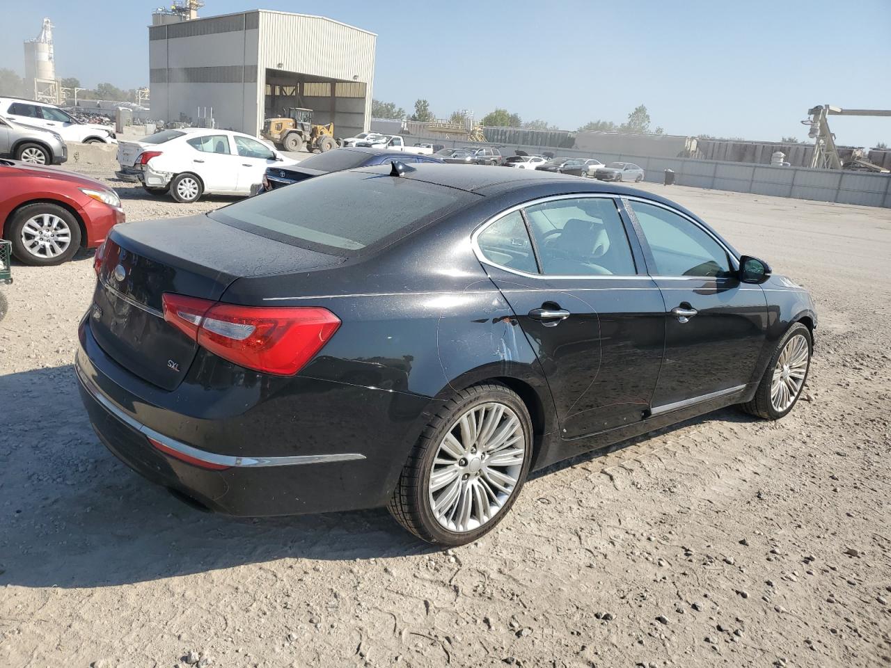 KIA CADENZA PREMIUM