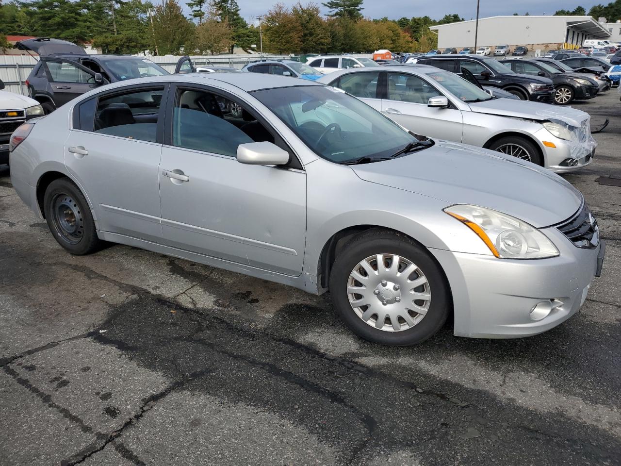 NISSAN ALTIMA BASE