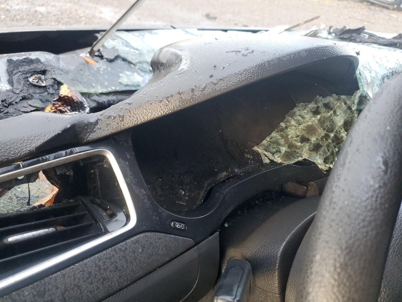 VOLKSWAGEN JETTA BASE