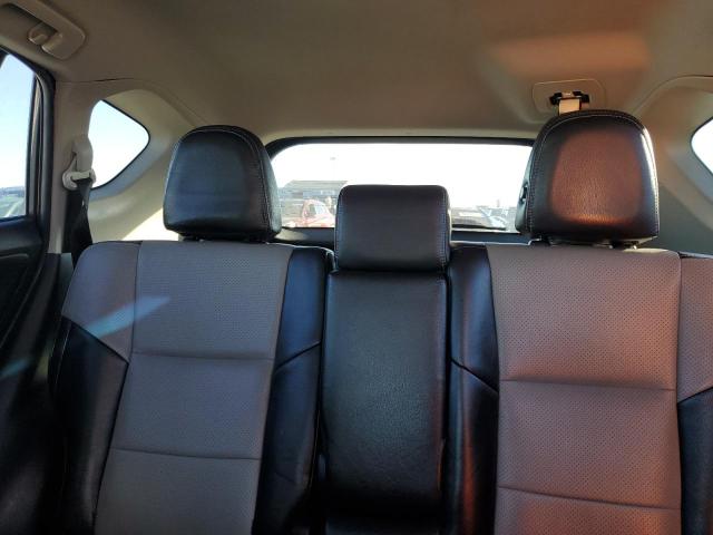 2014 TOYOTA RAV4 XLE - JTMWFREVXED039017