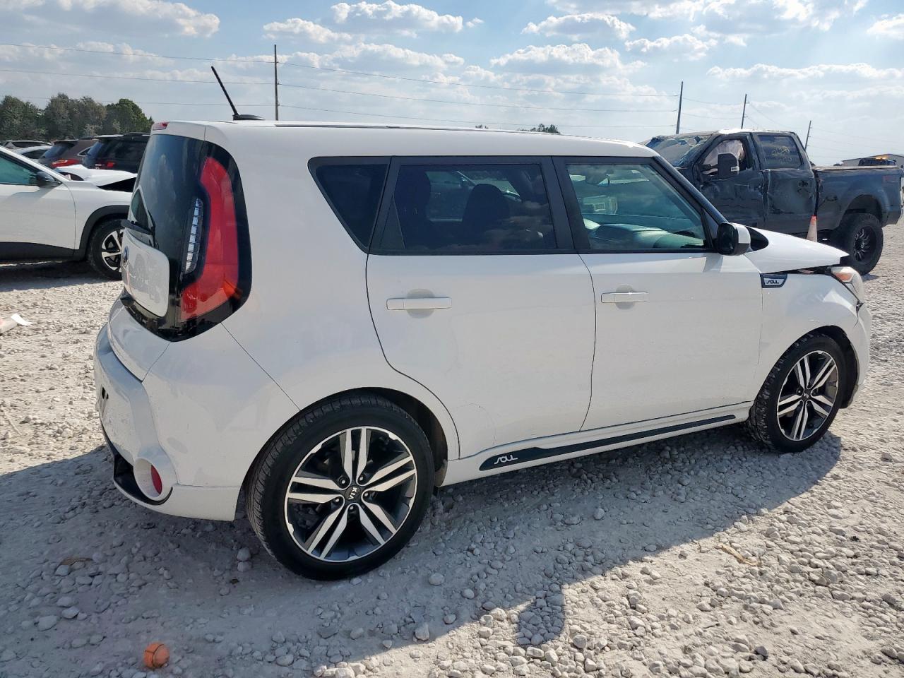 KIA SOUL +