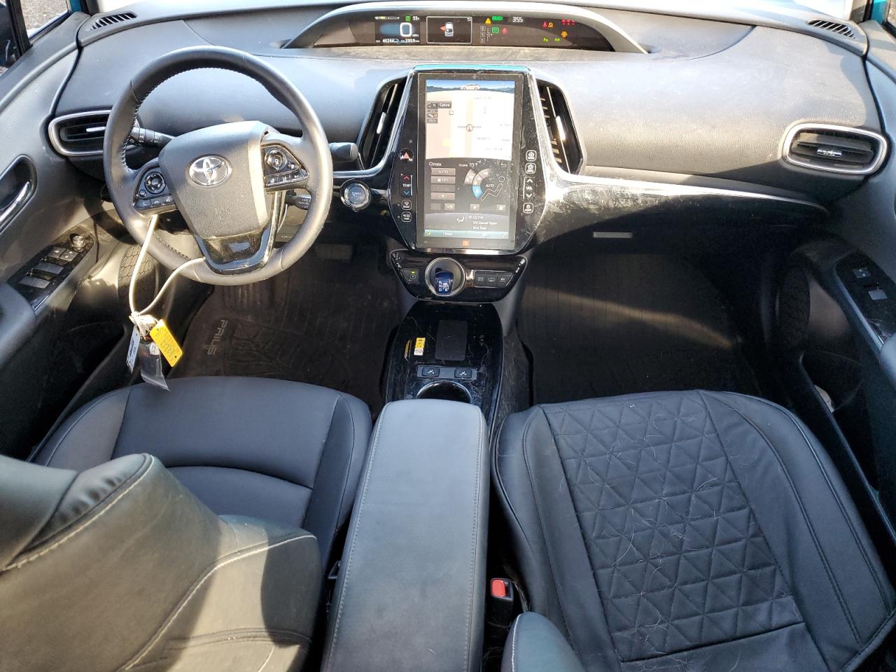 TOYOTA PRIUS PRIME LE