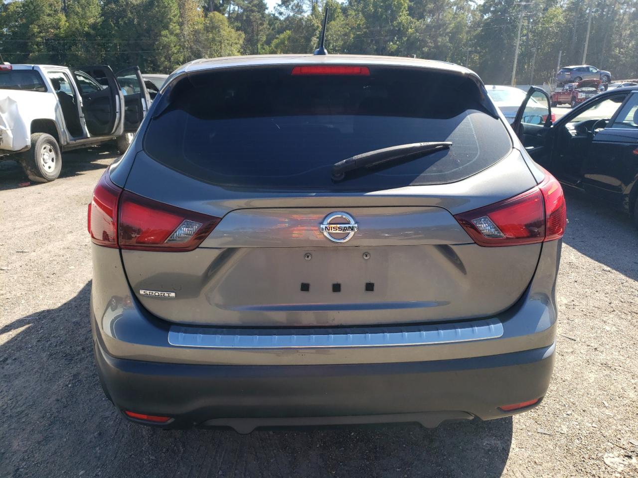 NISSAN ROGUE SPORT S