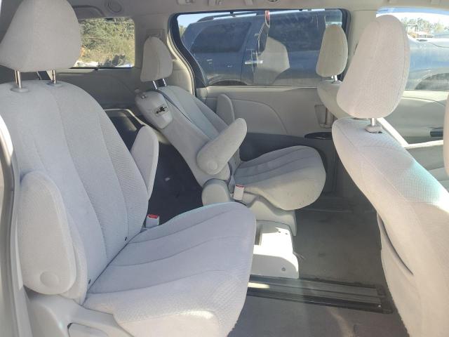 2011 TOYOTA SIENNA LE - 5TDKK3DC1BS013087