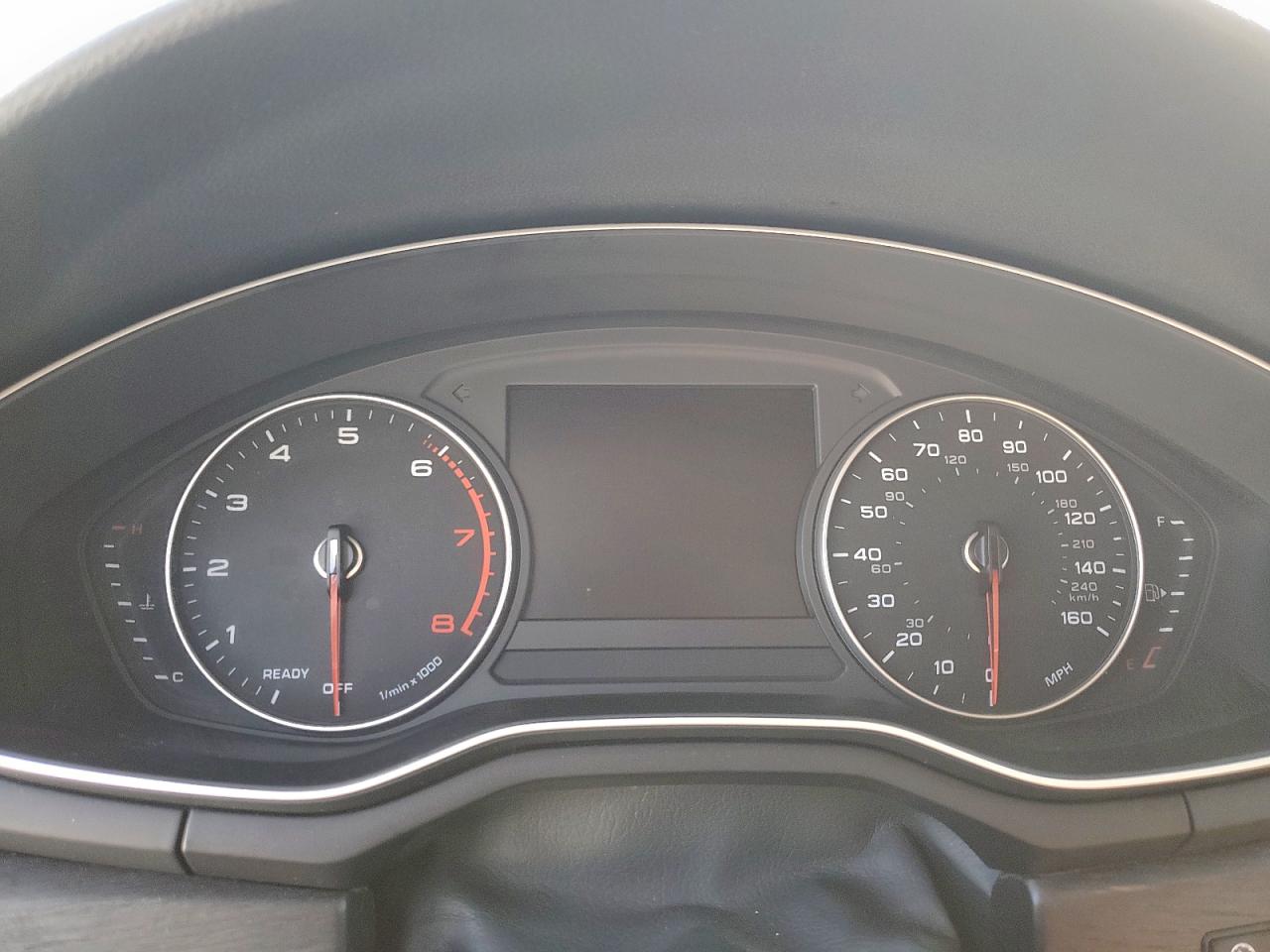 AUDI A4 ULTRA PREMIUM