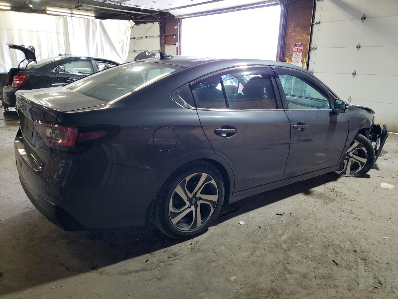 SUBARU LEGACY LIMITED