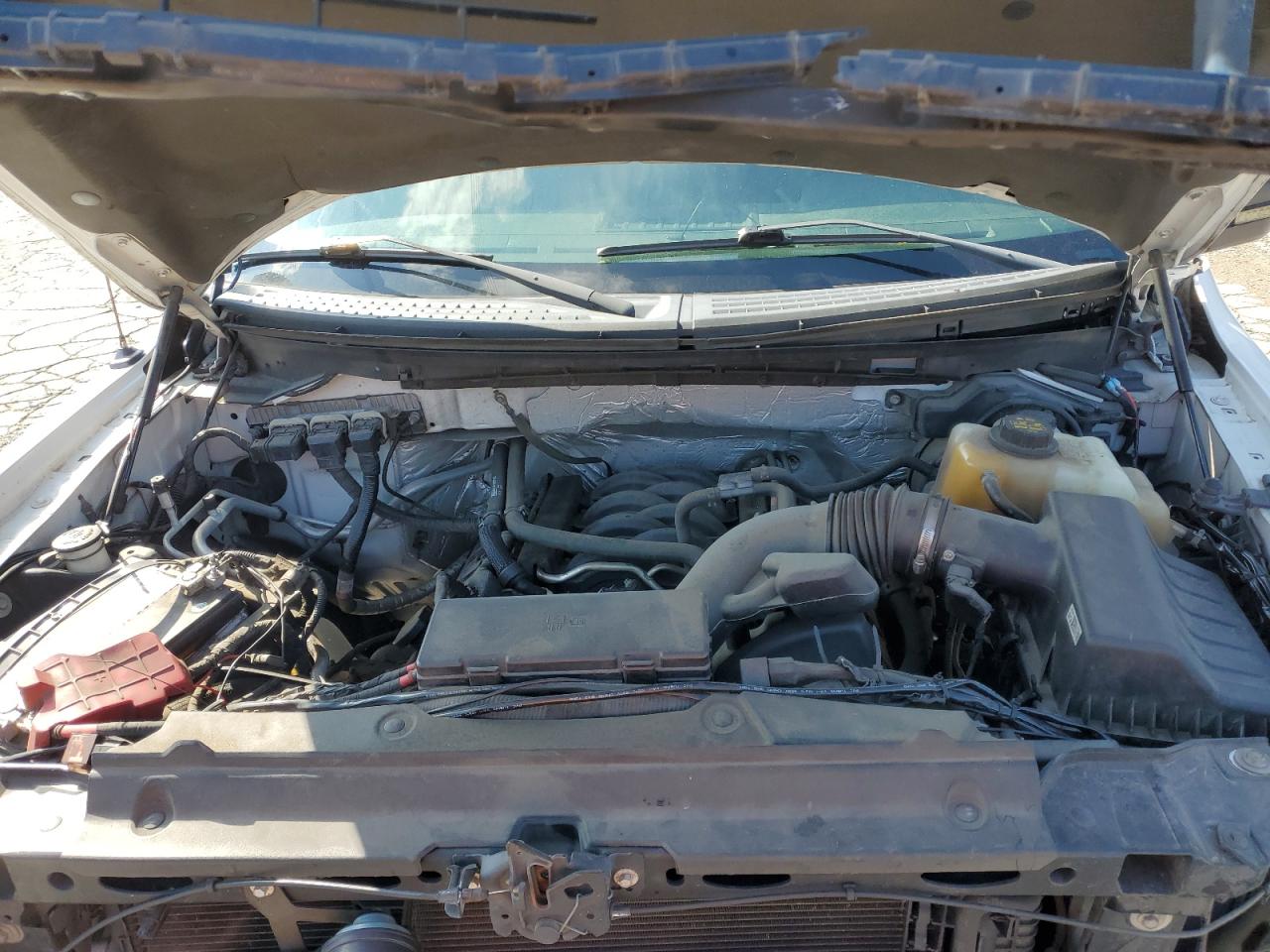 FORD F-150 SUPER CAB