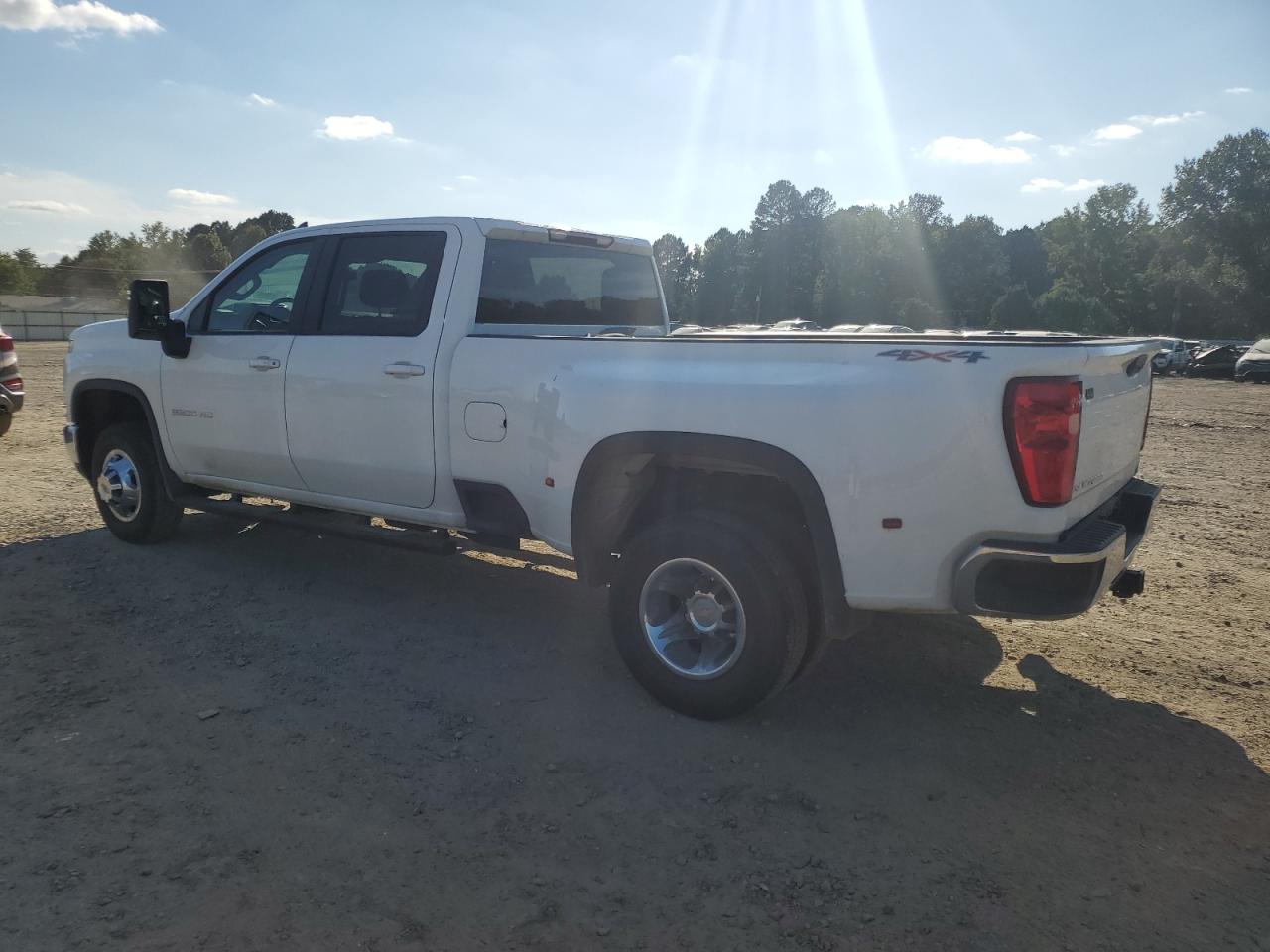 CHEVROLET SILVERADO K3500 LT