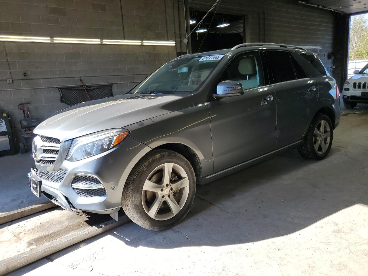  Salvage Mercedes-Benz GLE