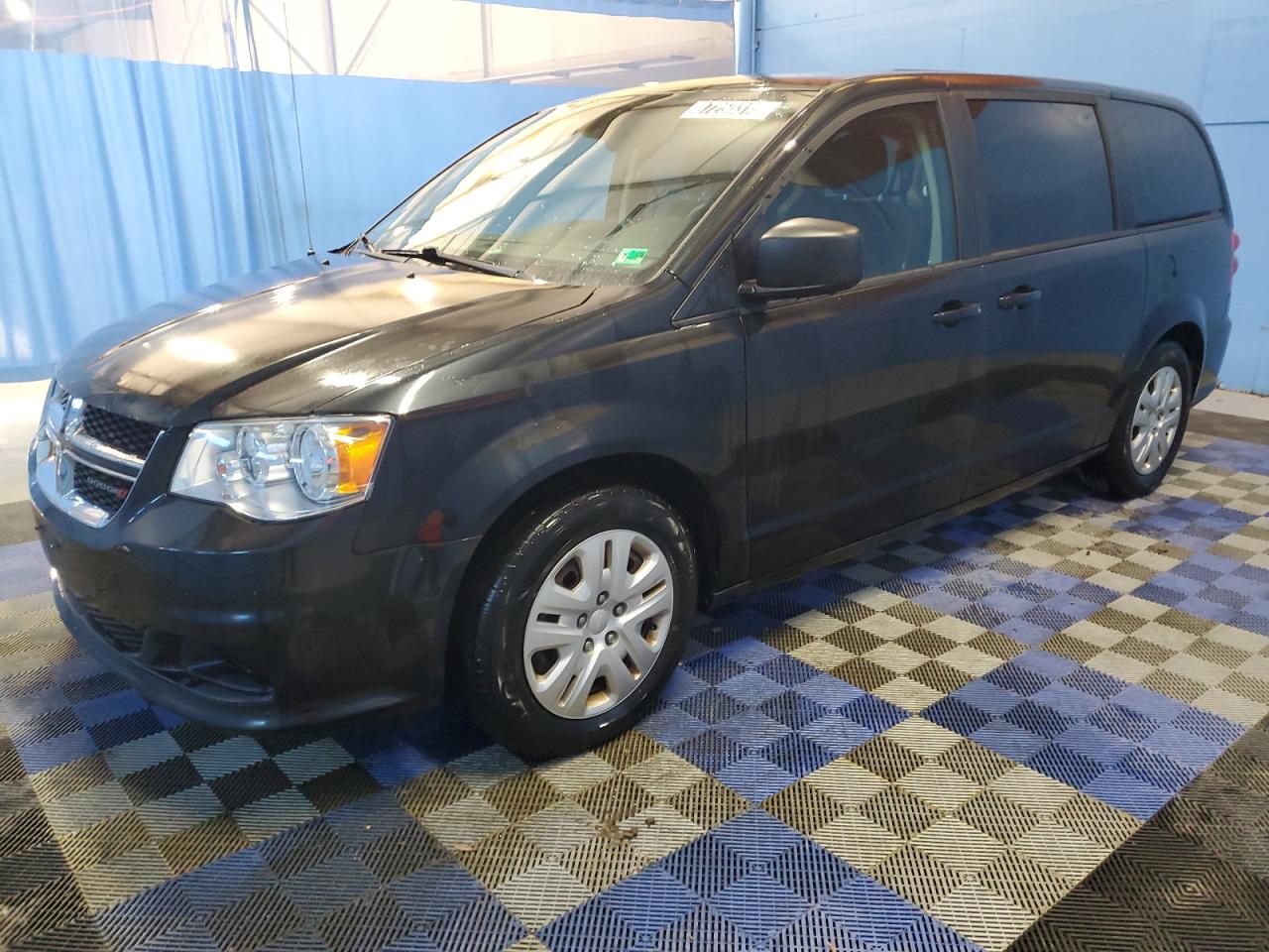 Lot #3279589261 2018 DODGE GRAND CARAVAN SE