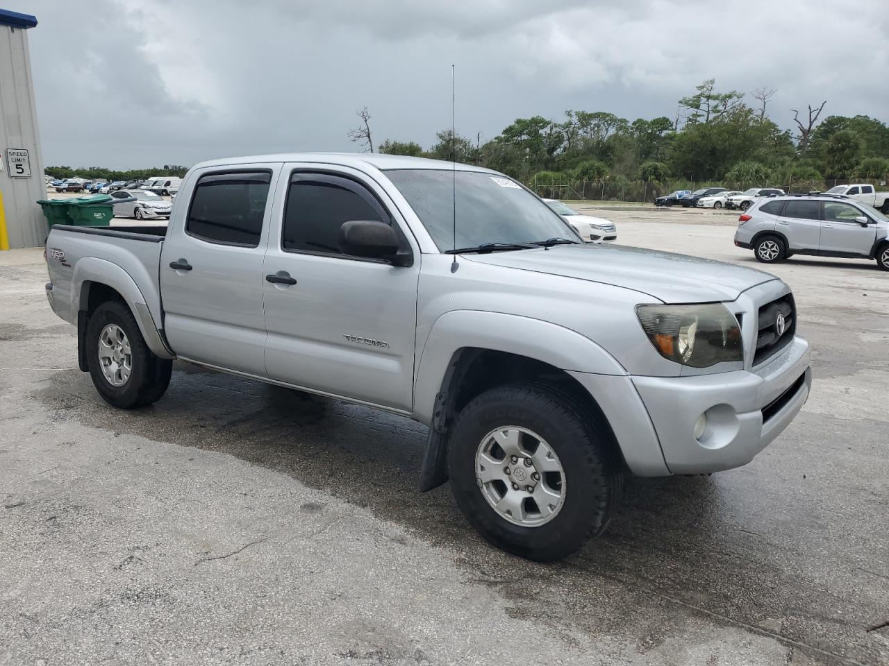 TOYOTA TACOMA DOUBLE CAB