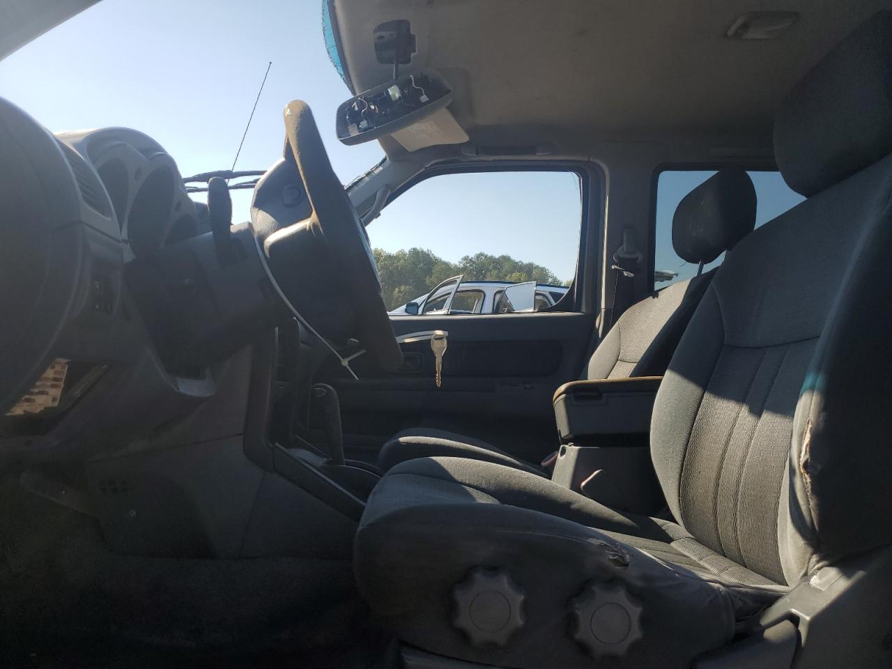 Lot #3277010187 2003 NISSAN FRONTIER CREW CAB XE