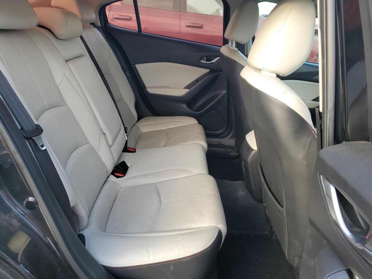 MAZDA 3 GRAND TOURING