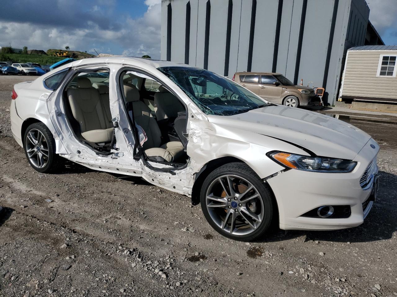 FORD FUSION TITANIUM