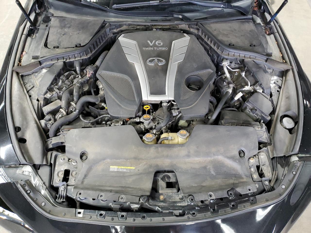 INFINITI Q60 PREMIUM