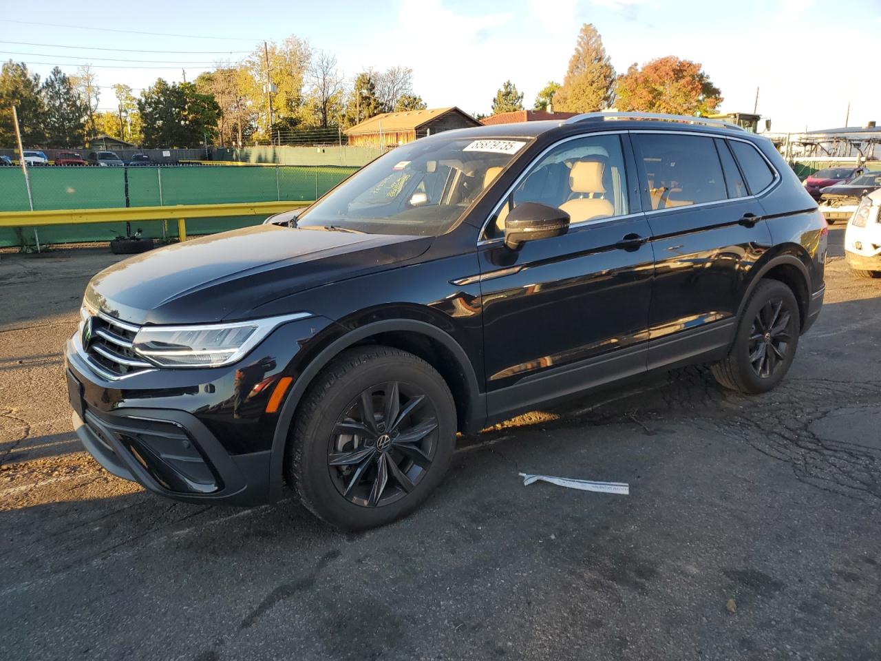 VOLKSWAGEN TIGUAN SE