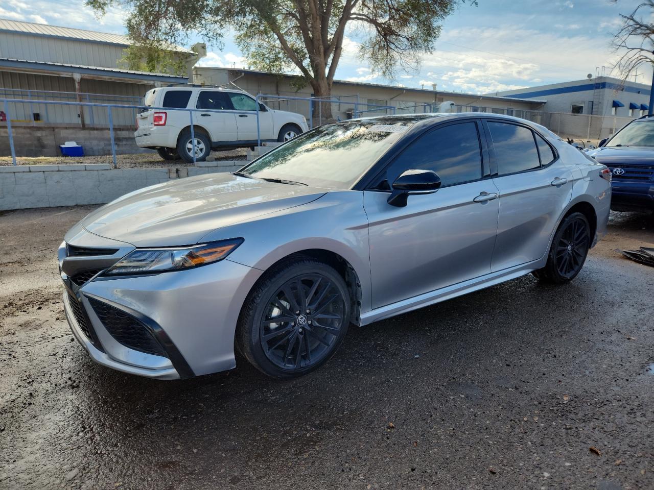 TOYOTA CAMRY XSE