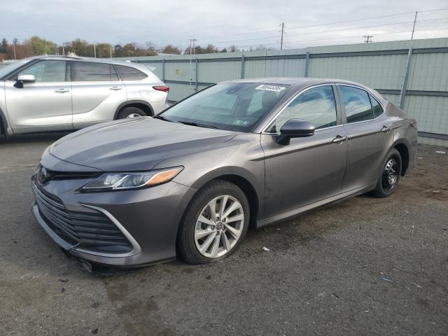 Global Auto Auctions: 2022 TOYOTA CAMRY LE