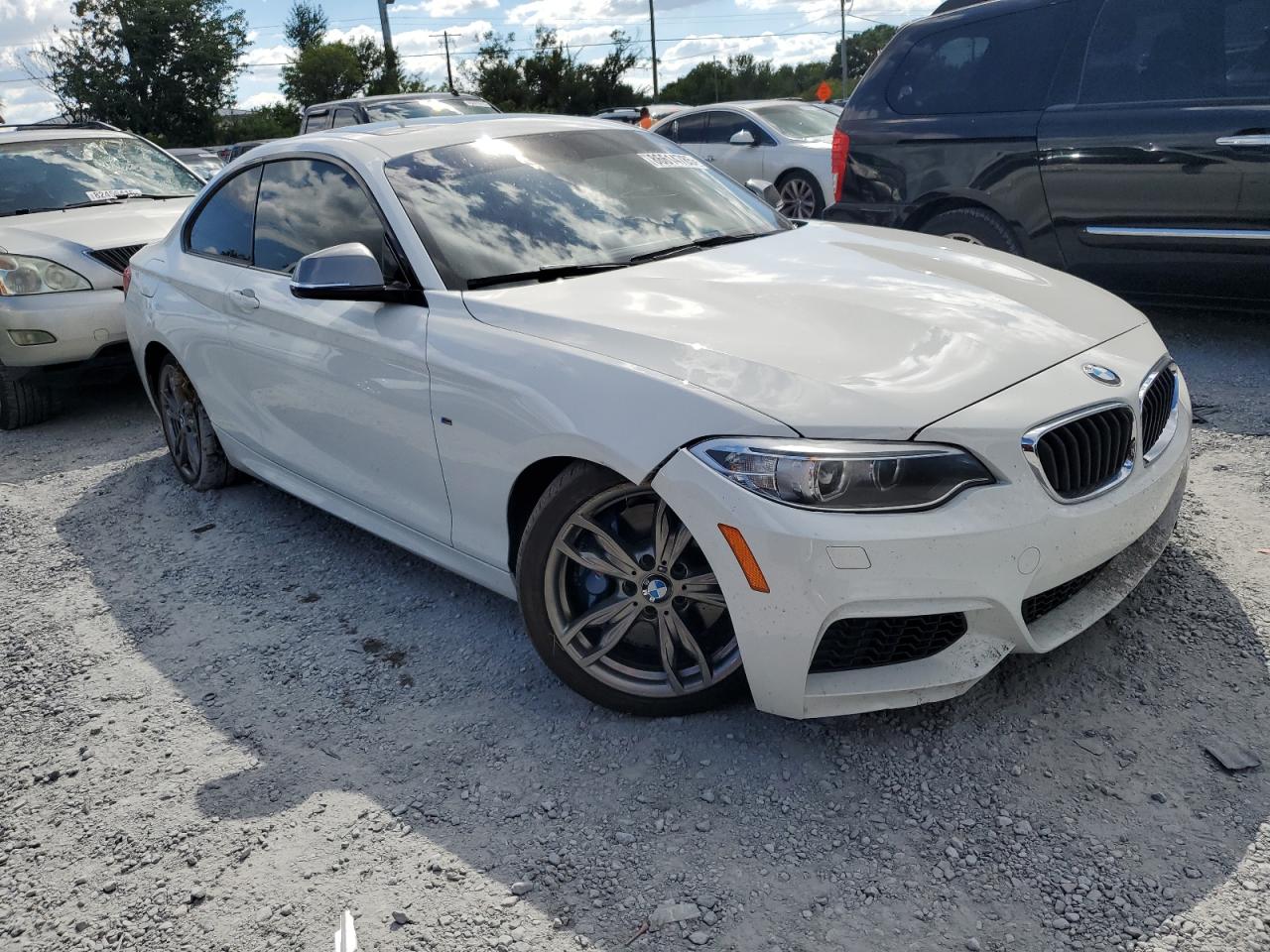 BMW M2 M235I