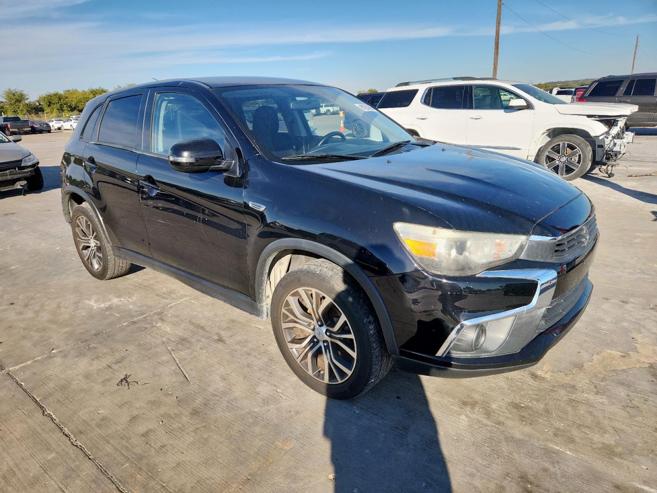 Lot #3311610232 2016 MITSUBISHI OUTLANDER