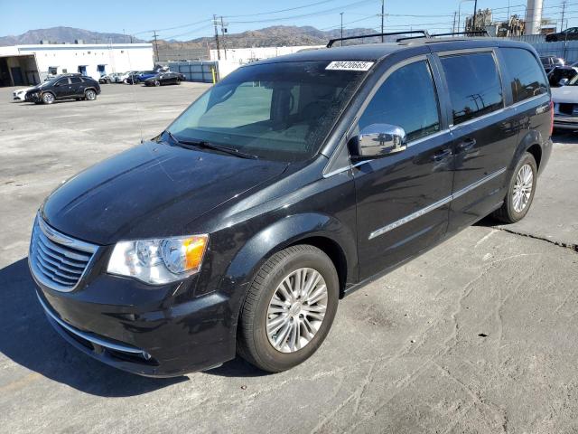 Global Auto Auctions: 2013 CHRYSLER TOWN & COU