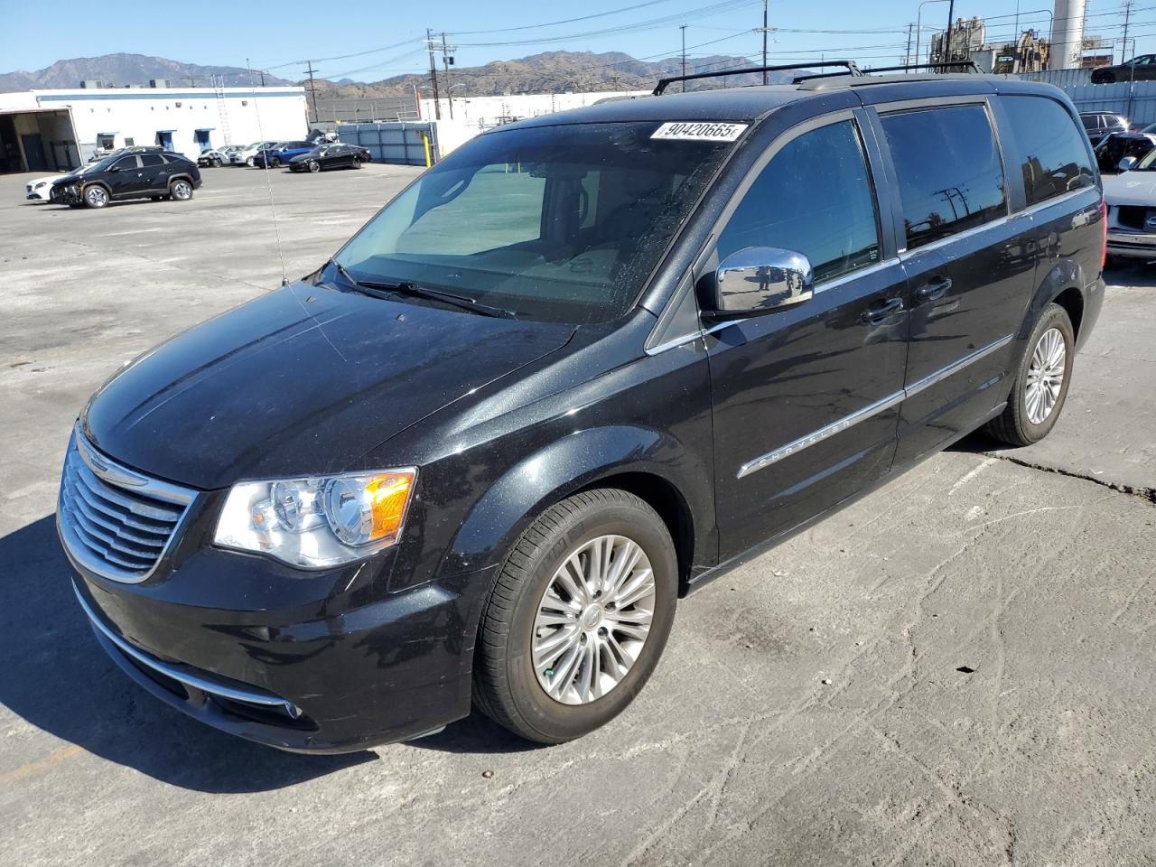 CHRYSLER TOWN & COUNTRY TOURING L