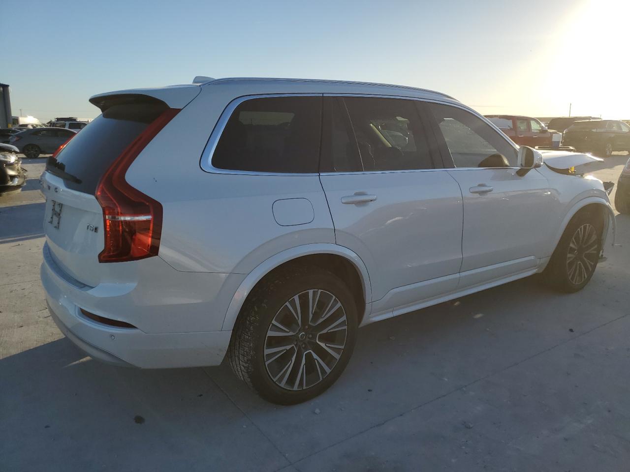 VOLVO XC90 T5 MOMENTUM
