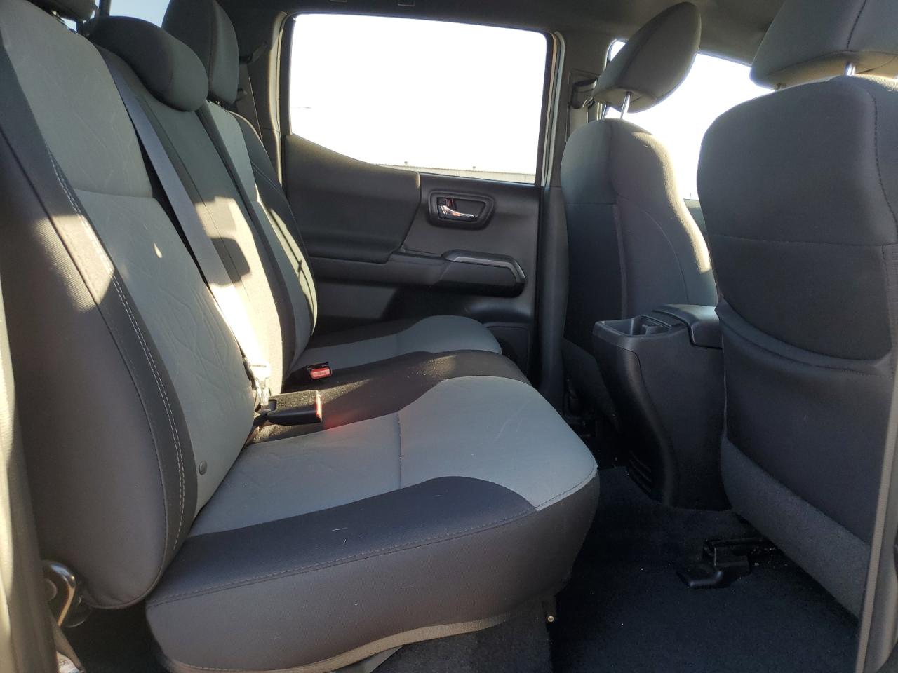 Lot #3319015448 2021 TOYOTA TACOMA DOU