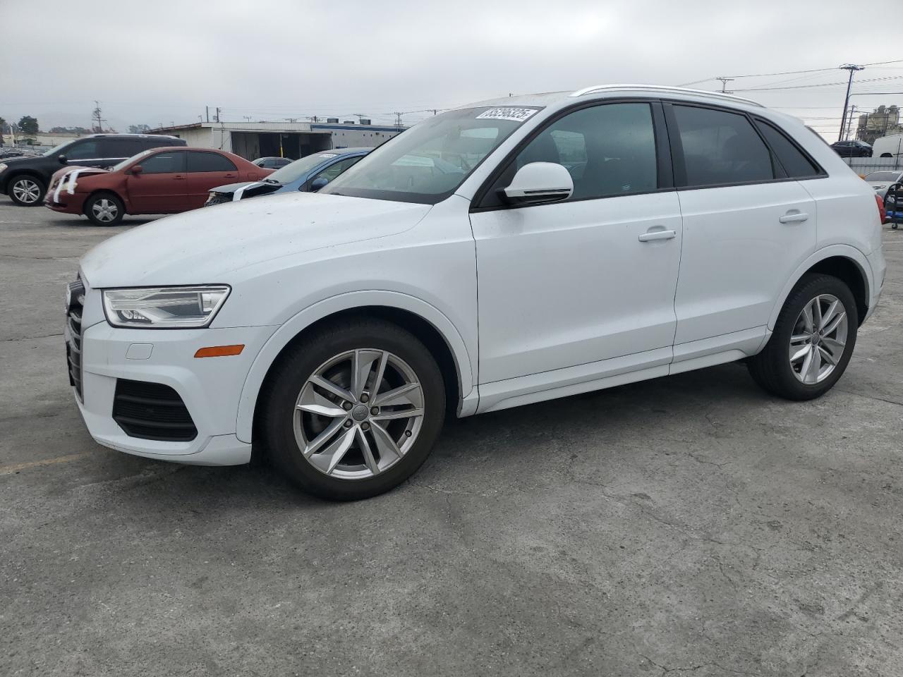 AUDI Q3 PREMIUM