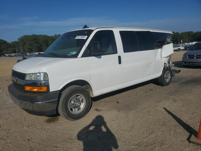 Global Auto Auctions: 2017 CHEVROLET EXPRESS G3