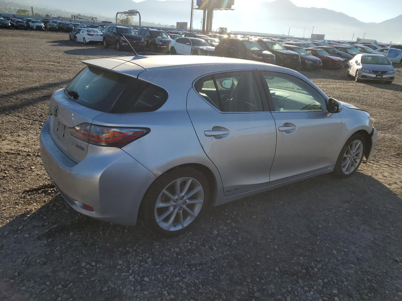 LEXUS CT 200H 200
