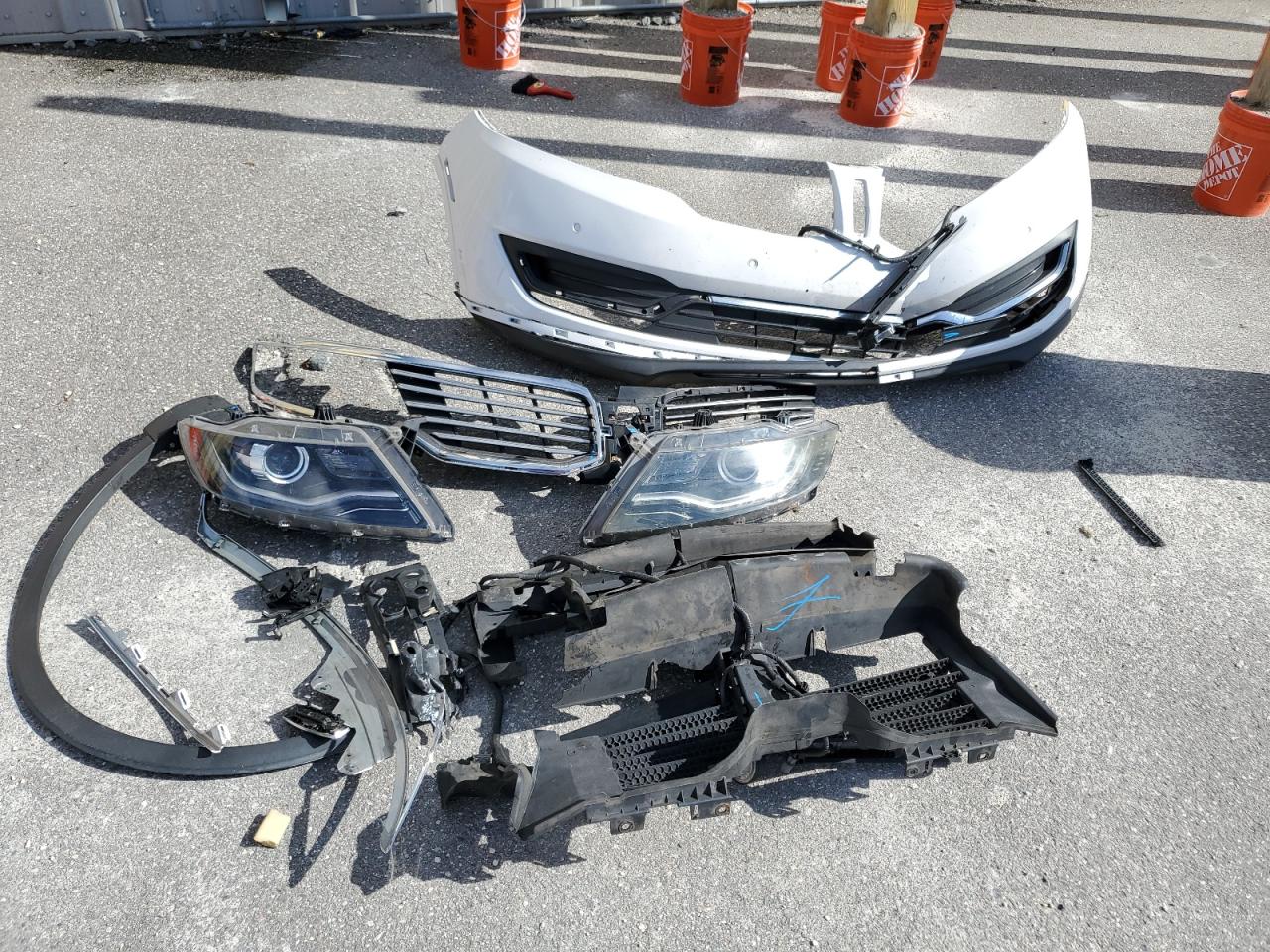 Lot #3302879912 2016 LINCOLN MKX RESERV