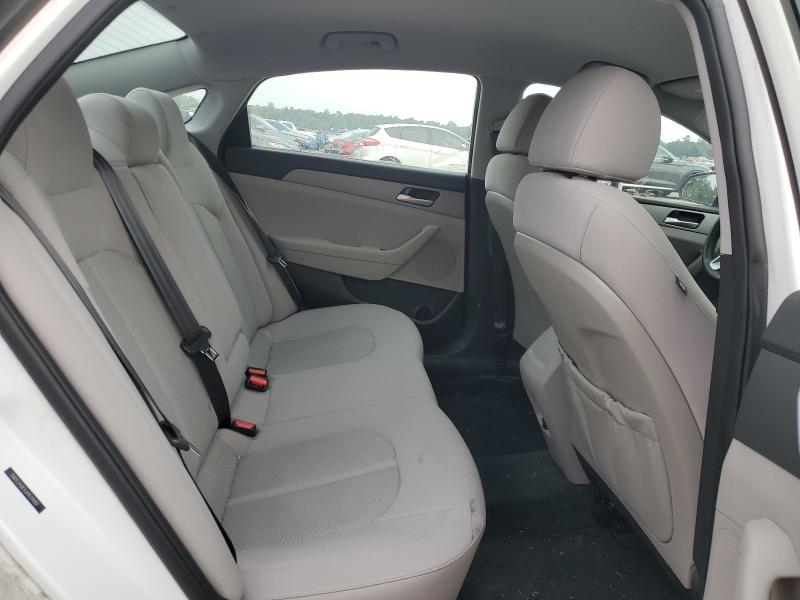 2018 HYUNDAI SONATA SE - 5NPE24AFXJH631689