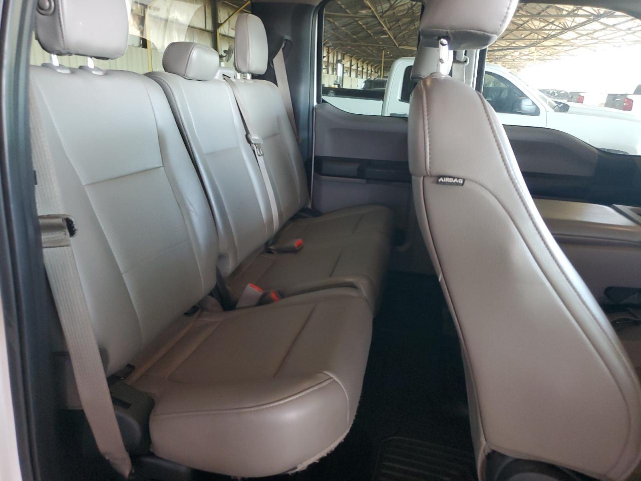 FORD F-150 SUPER CAB