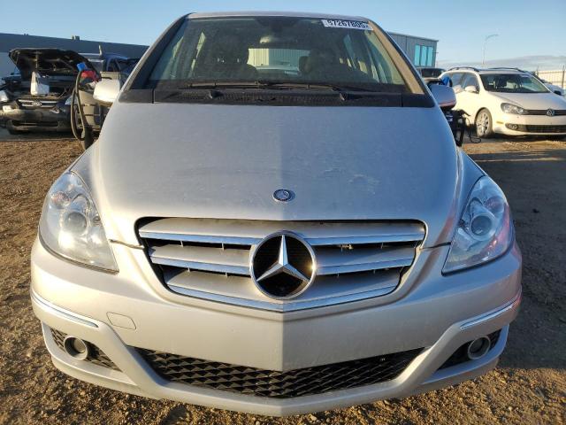 2011 MERCEDES-BENZ B200 - WDDFH3DB8BJ718642