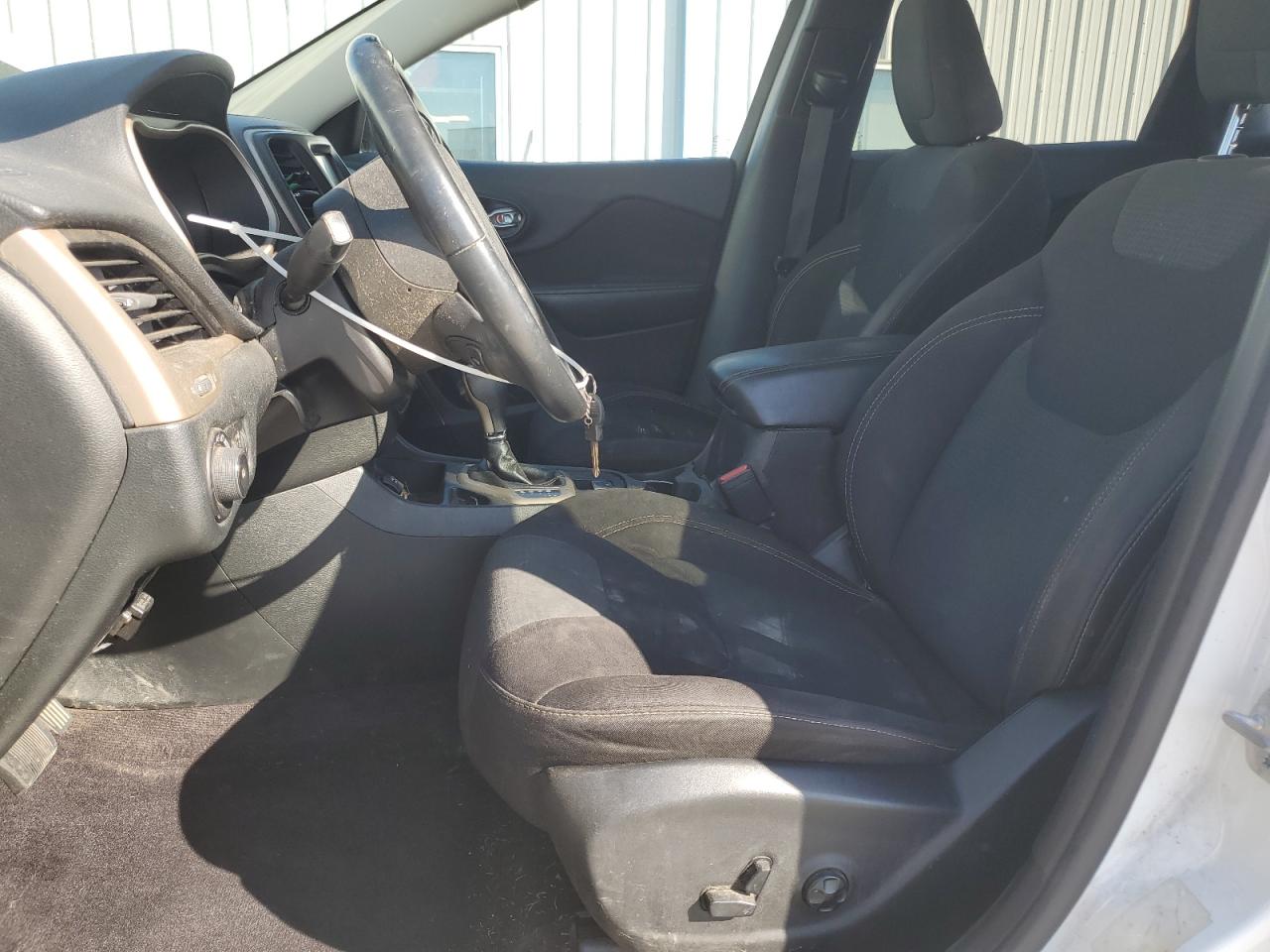 JEEP GRAND CHEROKEE LATITUDE