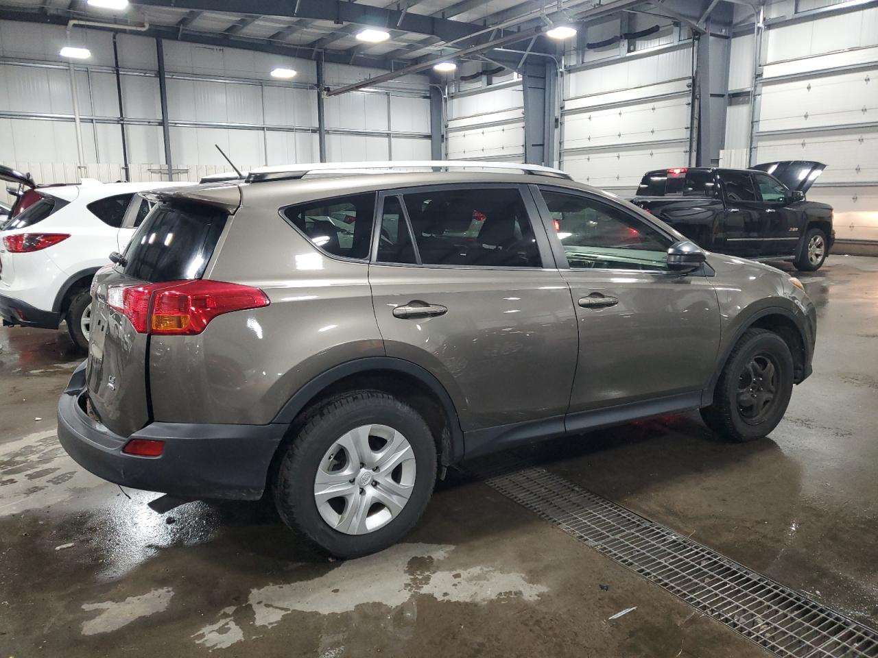 TOYOTA RAV4 LE