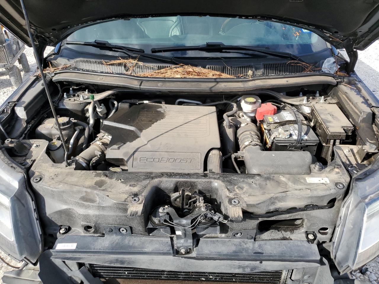 FORD EXPLORER PLATINUM