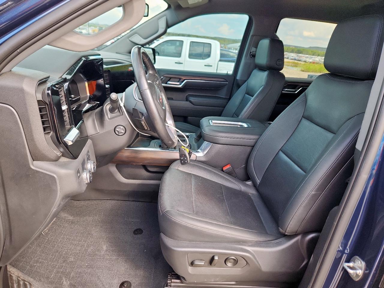 GMC SIERRA C1500 SLT