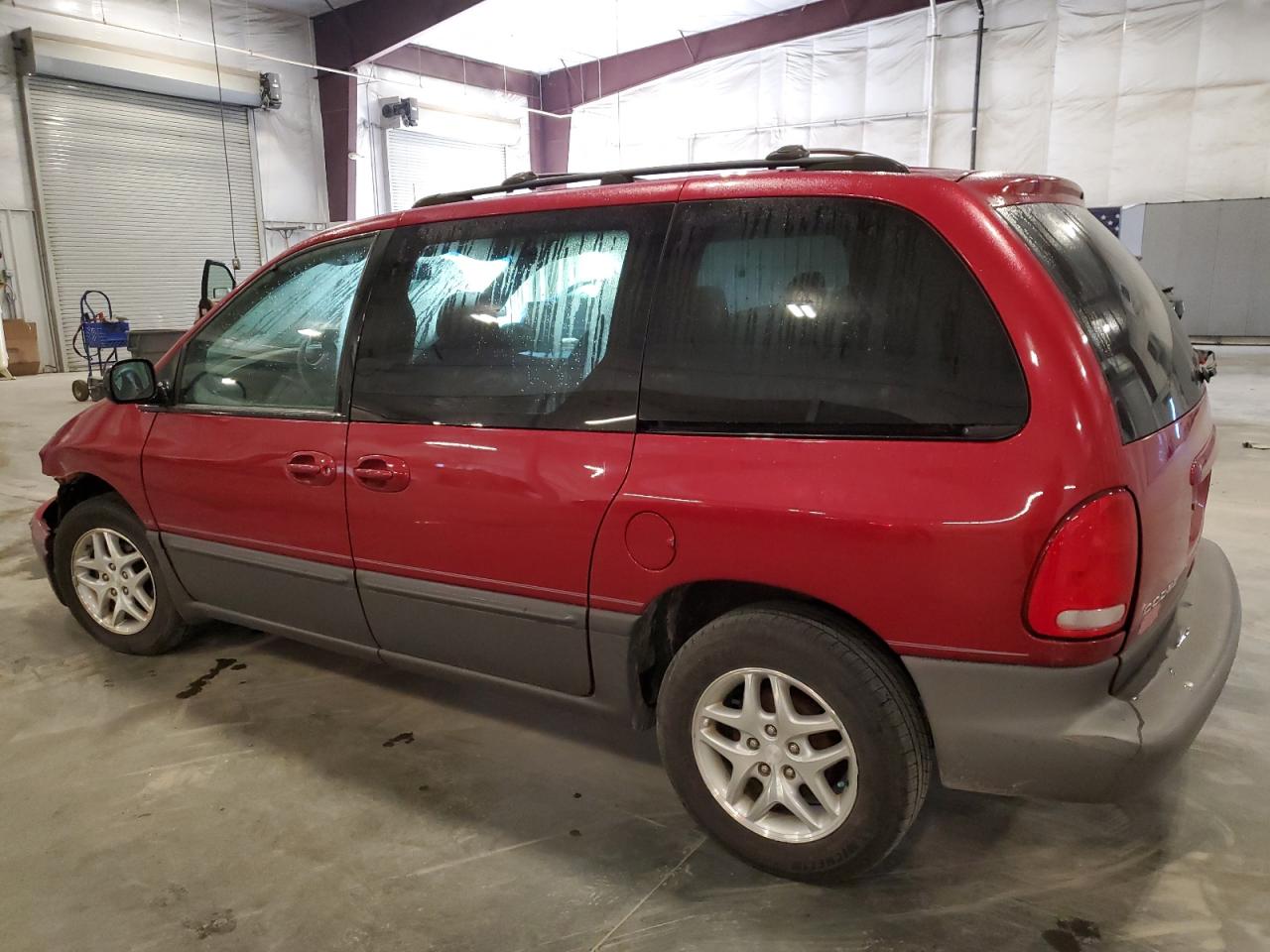 Lot #3281571405 1998 DODGE CARAVAN LE