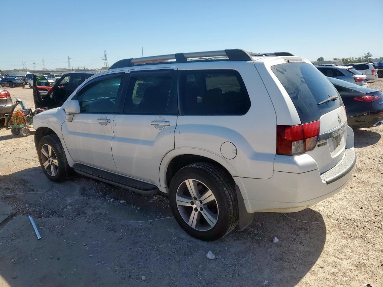 MITSUBISHI ENDEAVOR SE