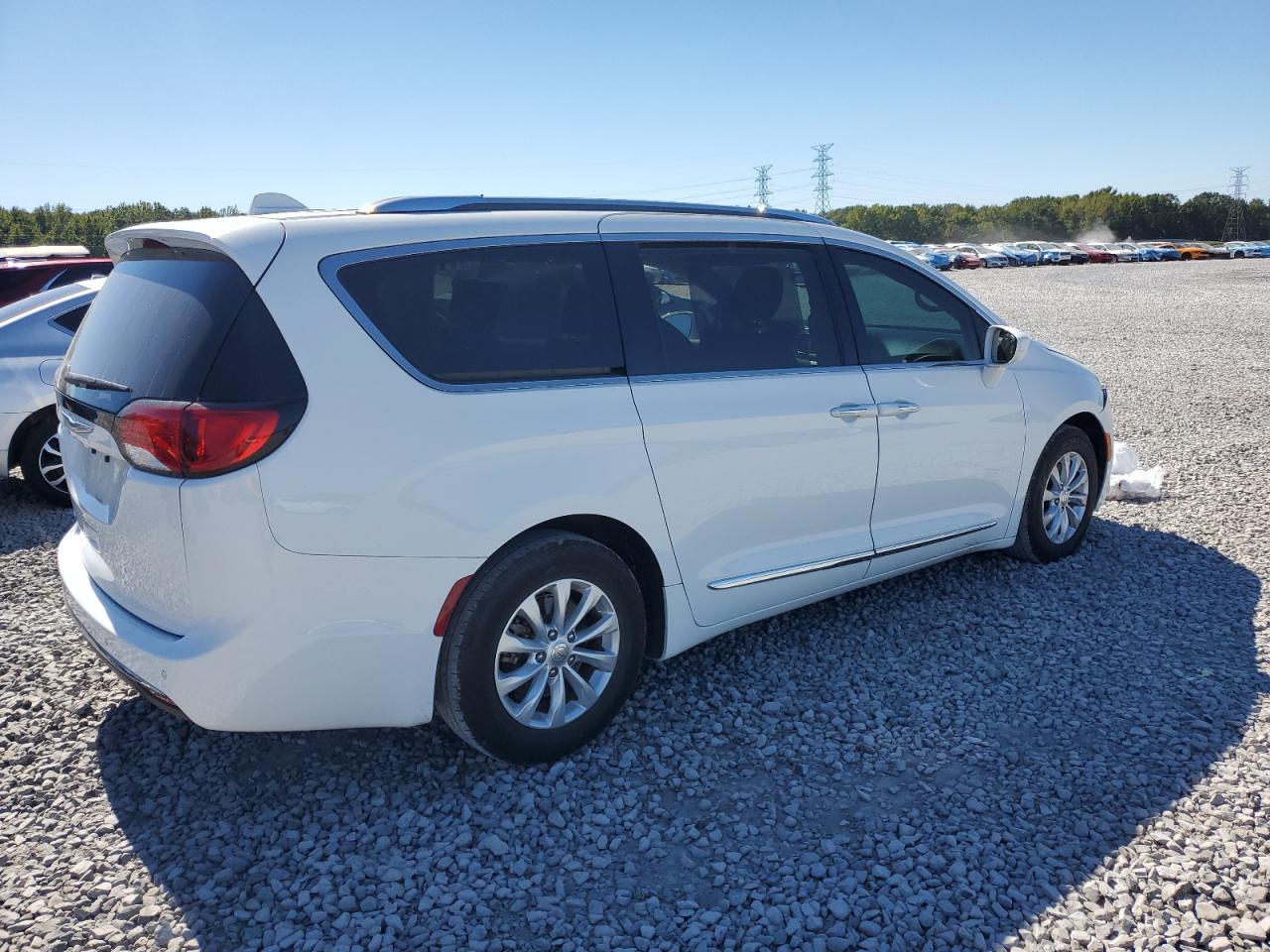 CHRYSLER PACIFICA TOURING L