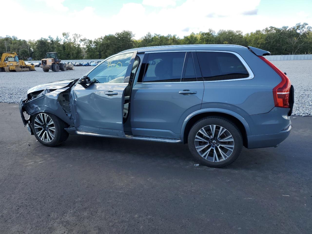 VOLVO XC90 T6 MOMENTUM