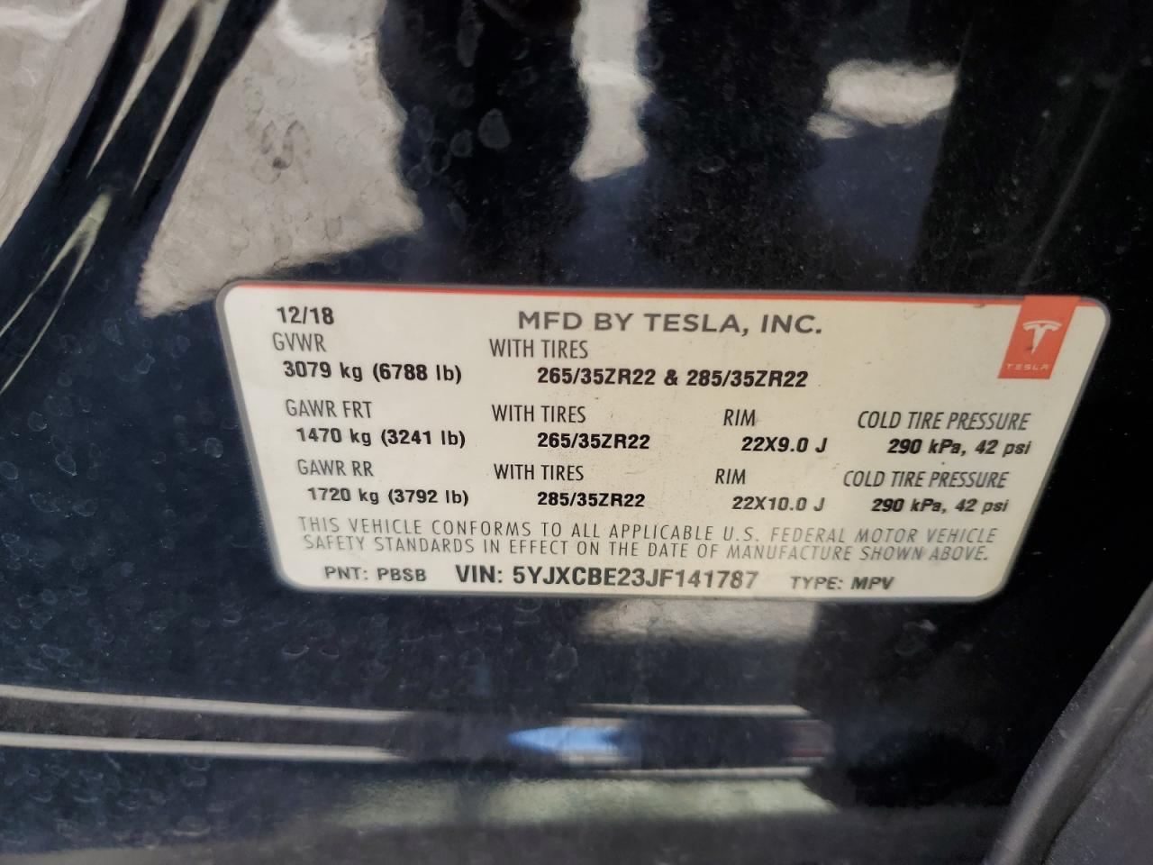 TESLA MODEL X