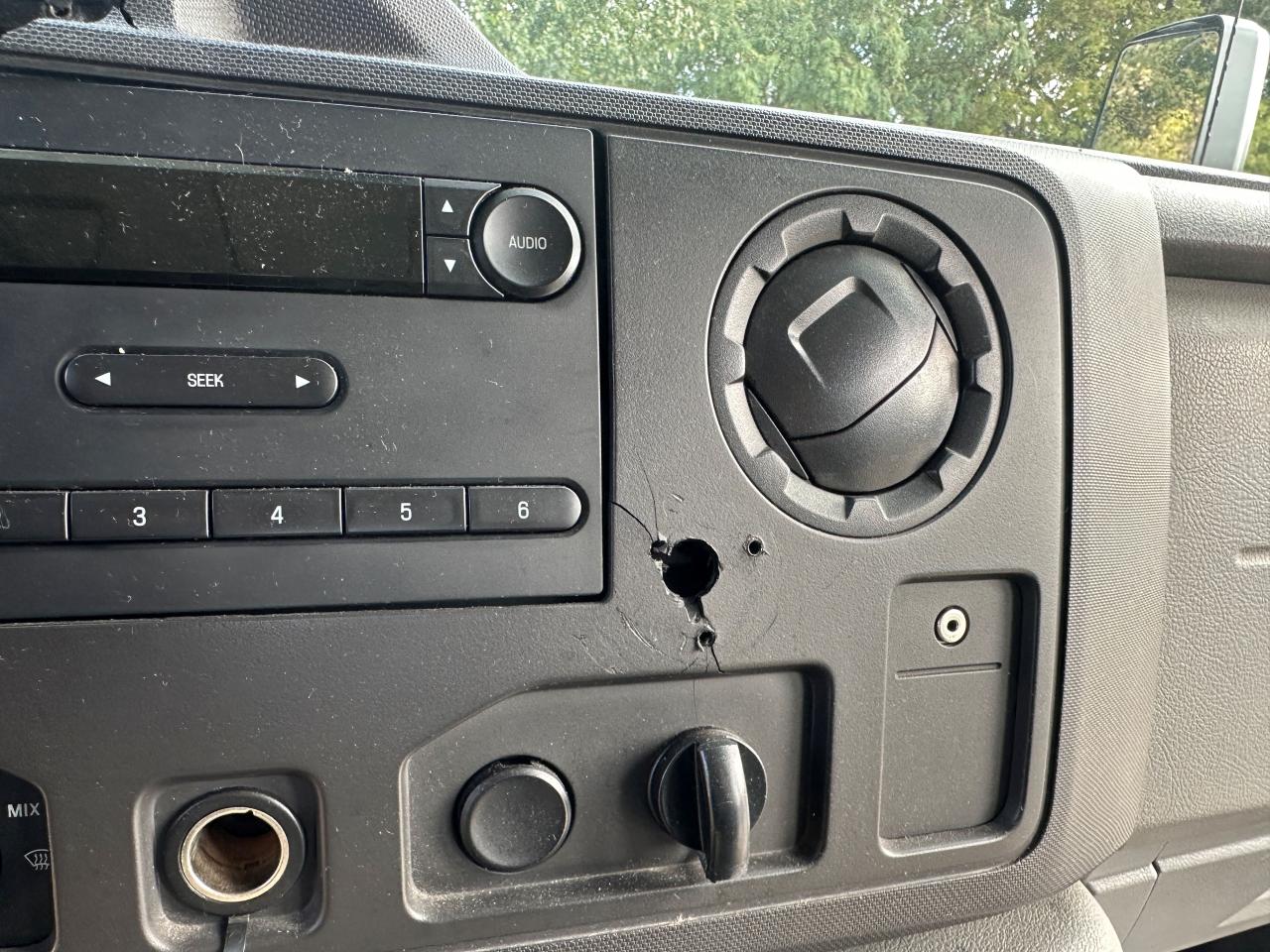 Lot #3302736003 2016 FORD ECONOLINE