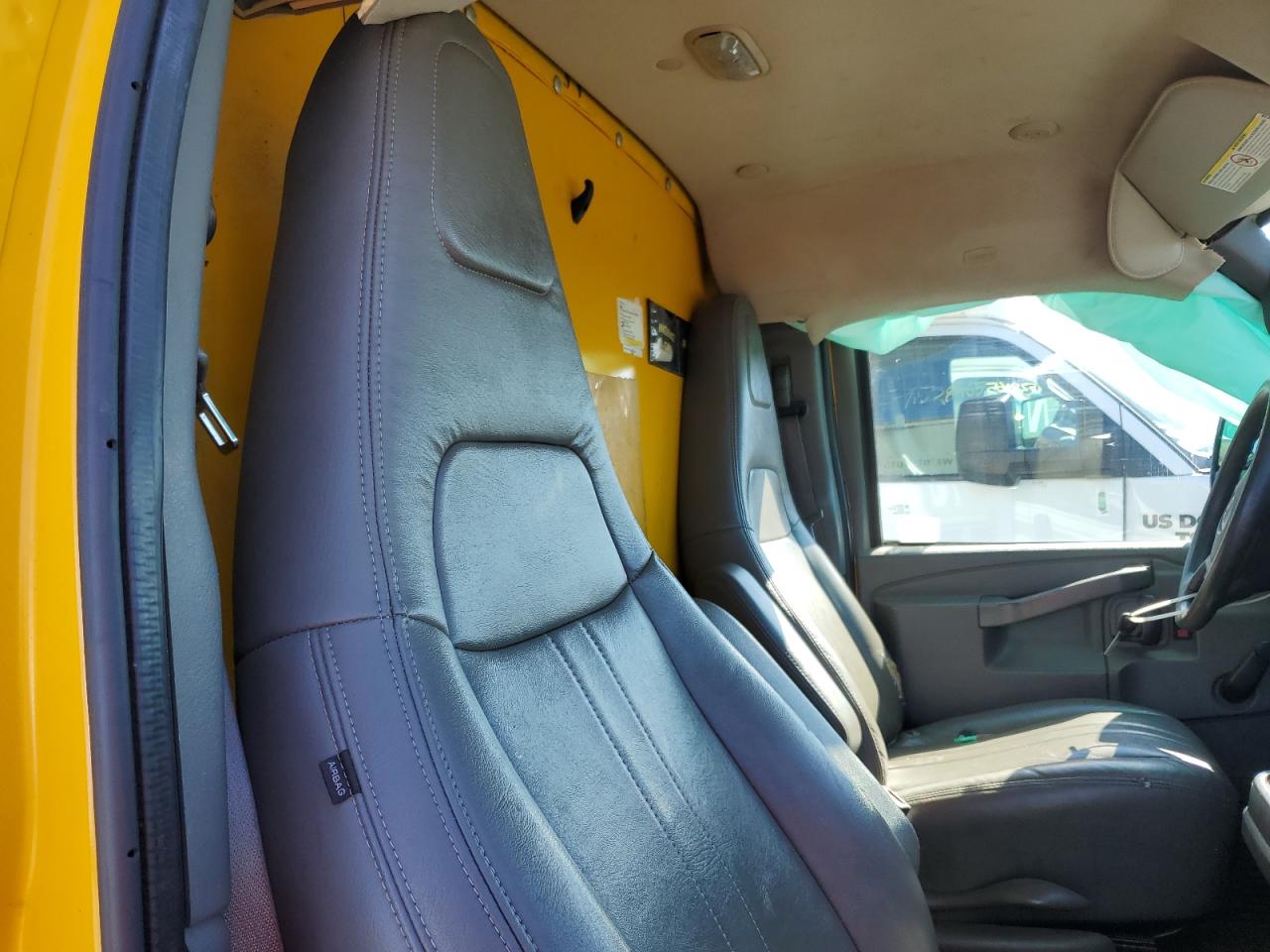 GMC SAVANA CUTAWAY G3500