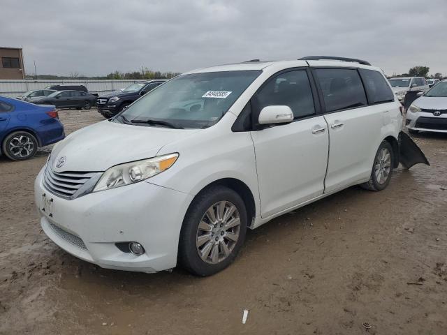 Global Auto Auctions: 2013 TOYOTA SIENNA XLE